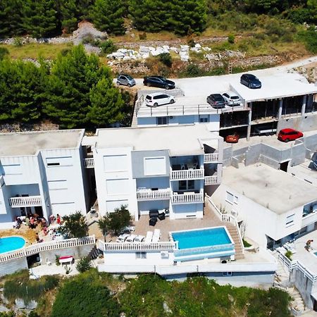 Apartments Arijan30 Целина Экстерьер фото